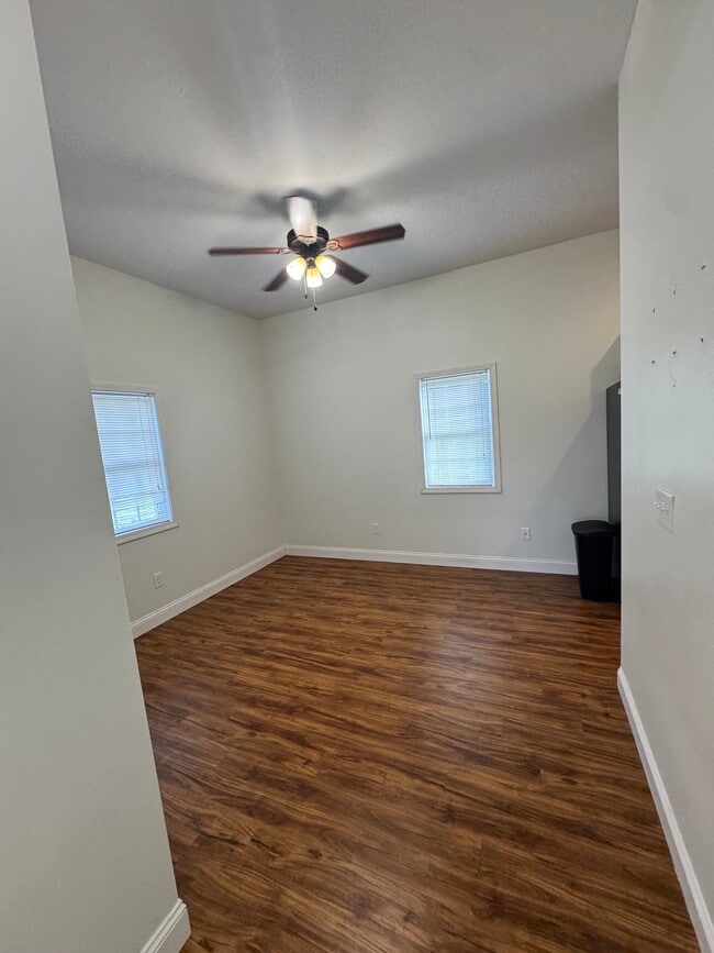Photo - 254 Chastain Rd Unit Barndo