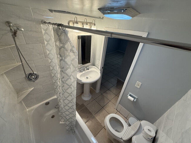 Photo - 2210 N Lockwood Ave Unit Basement