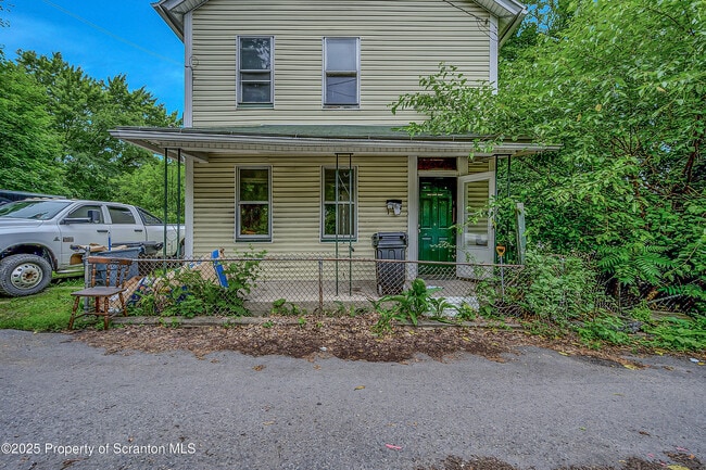 Photo - 1815 Cedar Ave House