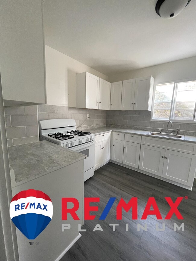 Photo - 605 W 26th Ave