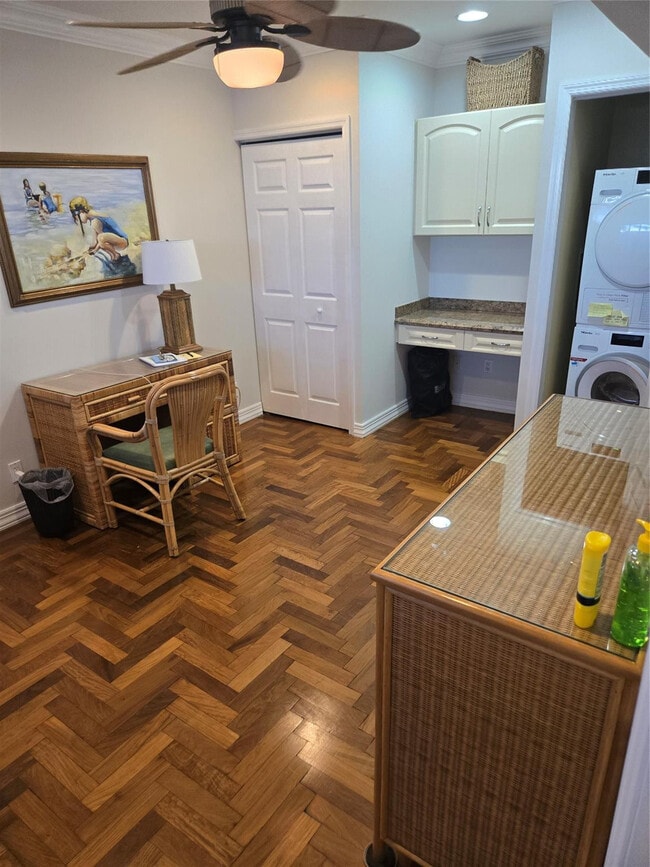 Photo - 106 Commercial Blvd Unit up