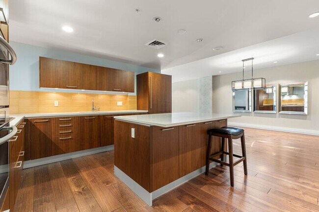 Photo - 311 NW 12th Ave Unit #204