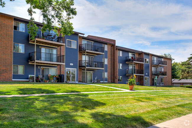 Exterior Phase 2 - Country Club Village Apartments