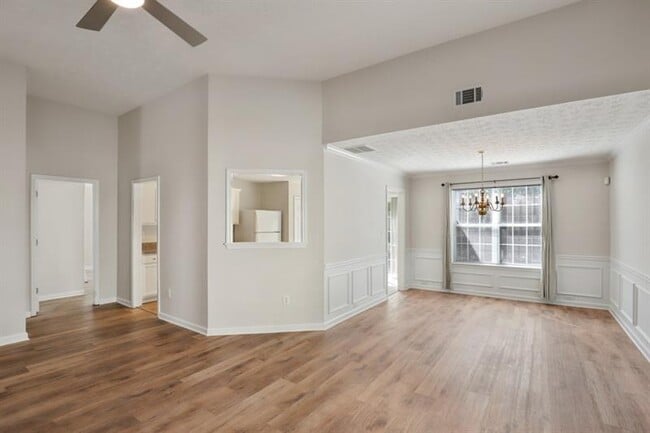 Photo - 2295 Winthrope Way Dr