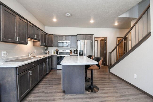 Photo - 6120 S Alki Pl