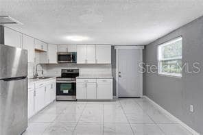 Photo - 630 N Nashua Ave