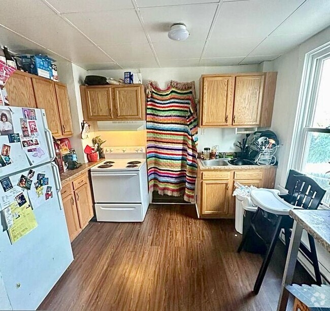 Building Photo - 311 E Lamb St Unit 1 Rental