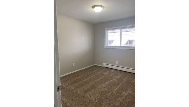 Building Photo - 12332 End St