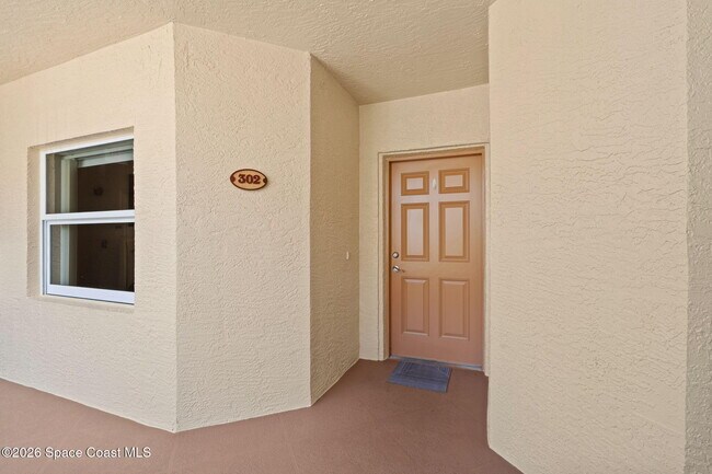 817 Mystic Dr Unit 302