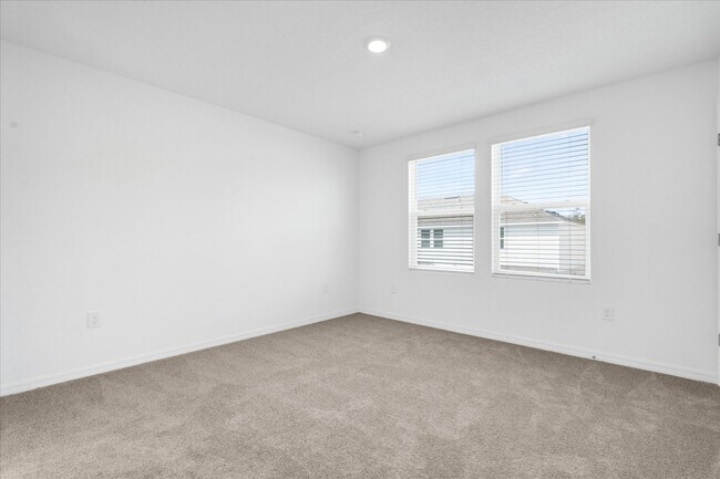 Photo - 3371 Composition St