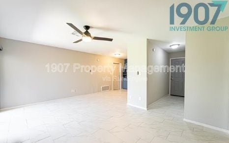 Photo - 1611 Pinewood Dr