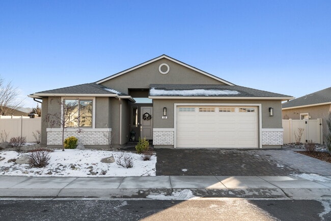 Building Photo - 638 Riverbed Cir