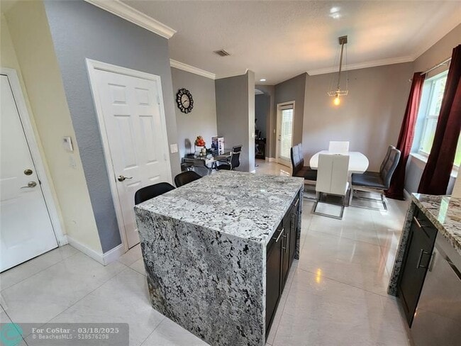 Photo - 956 NW 126th Terrace