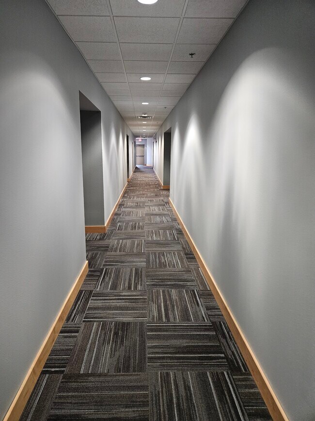 Building Hallway - 319 Broadway N Unit 304