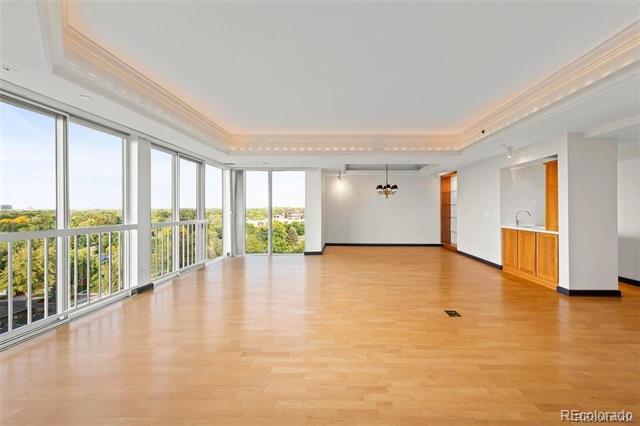 1900 E Girard Pl Unit 1007