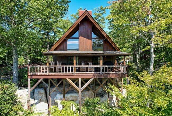 Photo - 402 Wilderness Dr