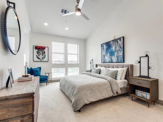 Photo - 4020 McEwen Rd