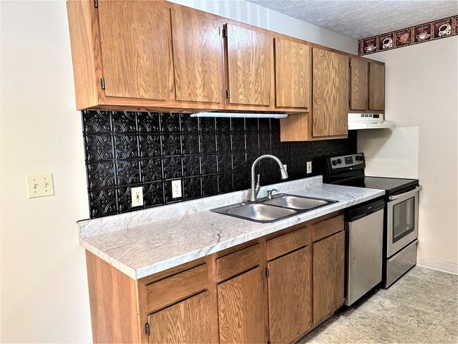 Photo - 247 W Union St Unit 101D