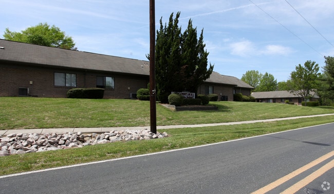 Photo - Crestfield Apartments