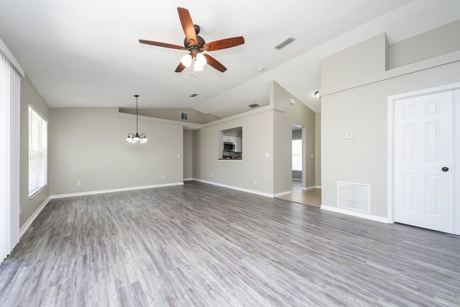 Photo - 11530 Foxglove Dr