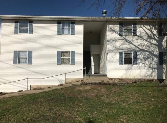 Building Photo - 347 Boswell Hill Rd Unit 2R