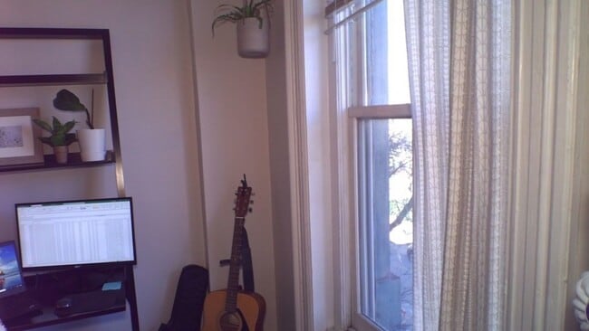 Photo - 30 Holyoke St Unidad 3