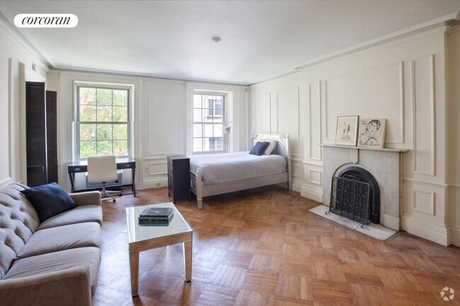 Building Photo - 109 E 19th St Rental