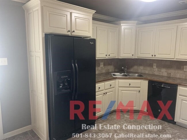 Photo - 63 Castleton Dr
