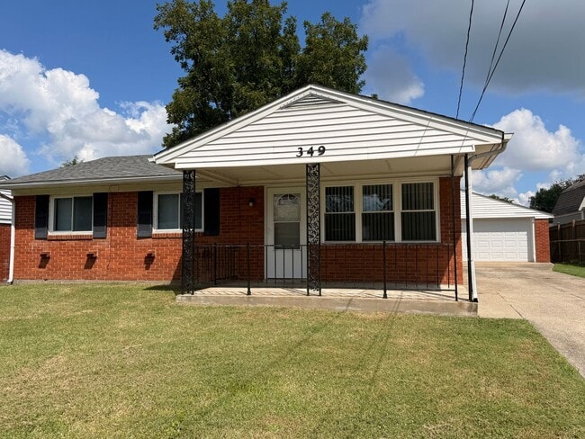 Building Photo - 349 Knollwood Cir