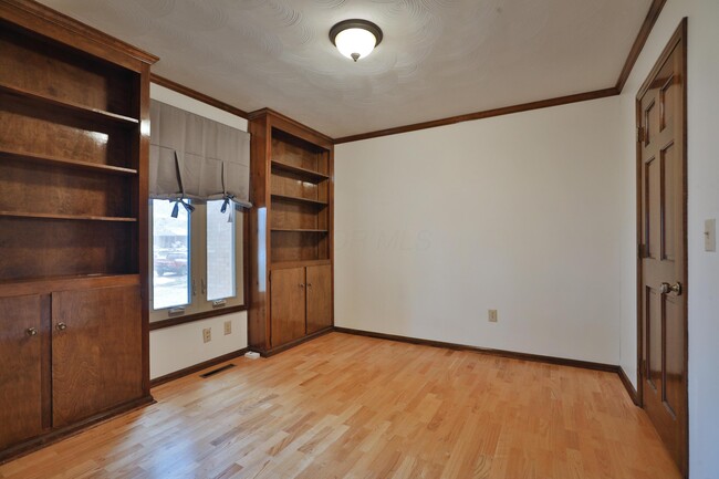 Photo - 453 Buckhorn Ct