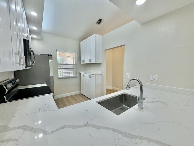 Photo - ** BRADSTROM AT LELY ** 3 BED / 2 BATH - CONDO - LIKE NEW! - GREAT LOCATION - ANNUAL RENTAL