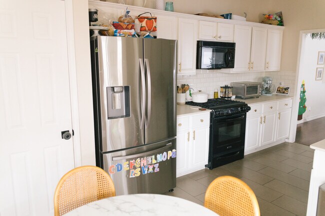 Photo - 4812 Buckskin Dr