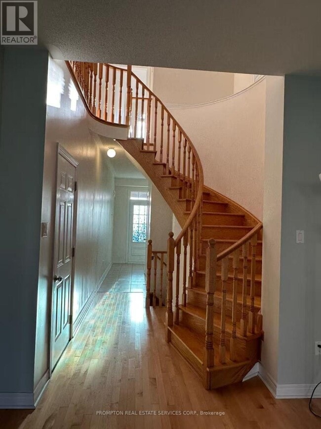 Photo - 11 Ivory Silk Dr