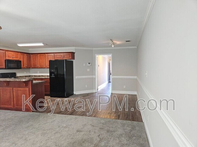 Photo - 2054 Reserve Ln