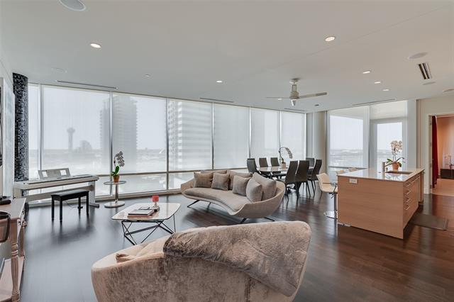 Photo - 2408 Victory Park Ln Unit 1233