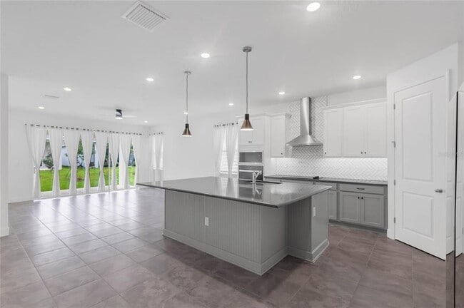 Photo - 4518 Lions Gate Ave