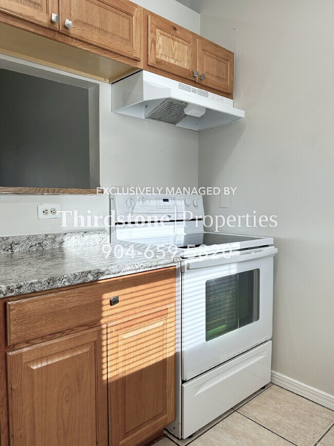 7611 Indian Lakes Dr Unit 2