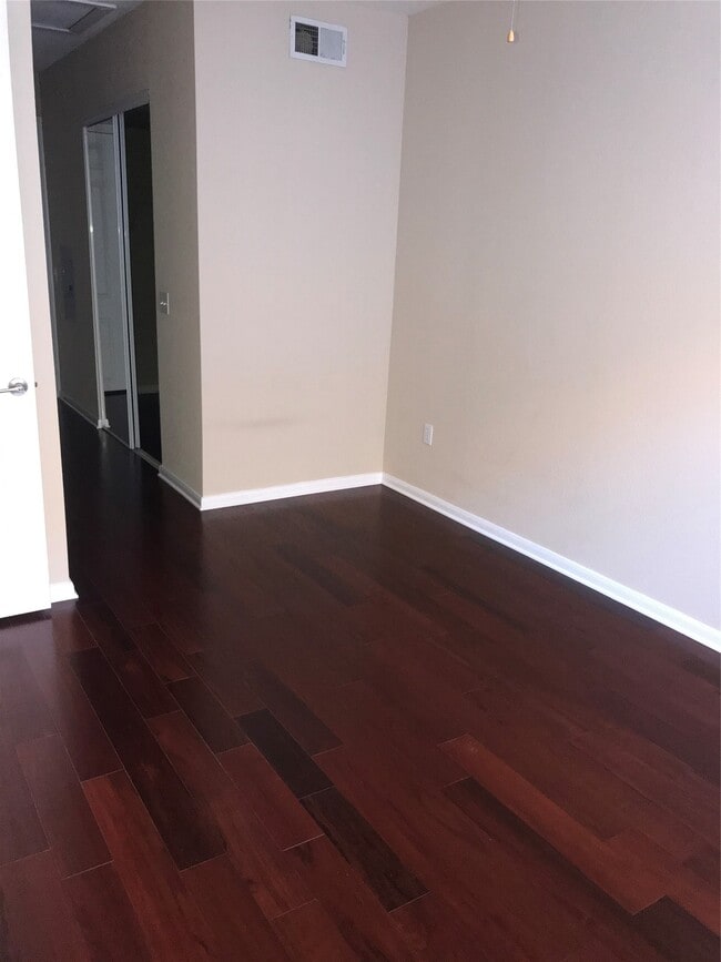 Photo - 7575 Kirby Dr Unit 2403