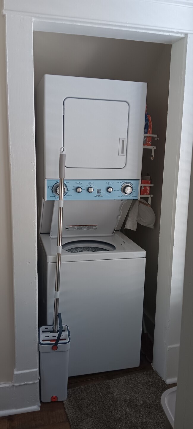 Photo - 1510 E Routt Ave