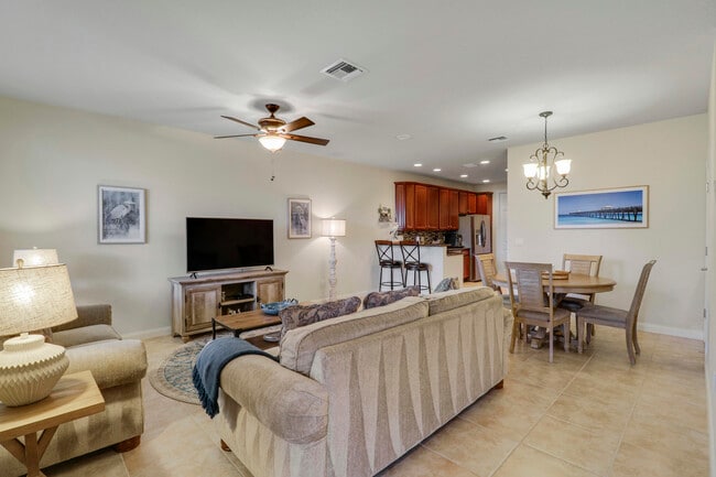 Photo - 1323 N Jeaga Dr