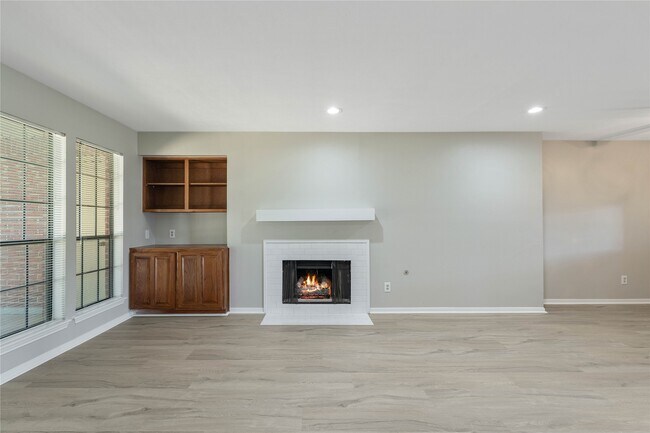 Photo - 200 Panorama Dr Unit 107