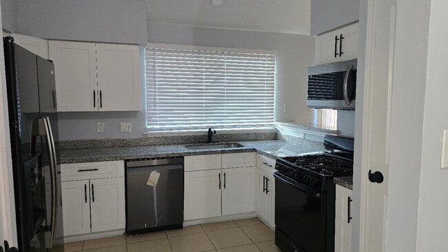 Photo - 15135 Beechnut St