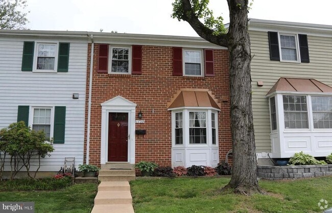 Building Photo - 1759 Sharwood Pl Rental