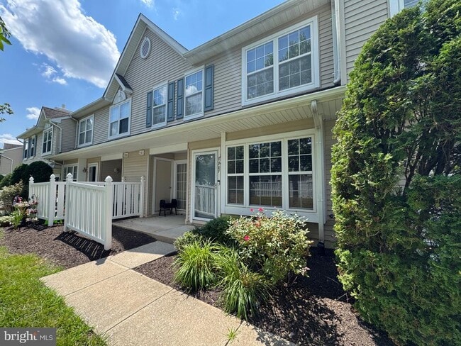Building Photo - 807 Kirby Way Rental