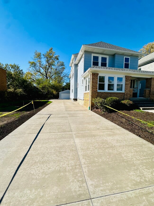 Photo - 218 Niagara Falls Blvd