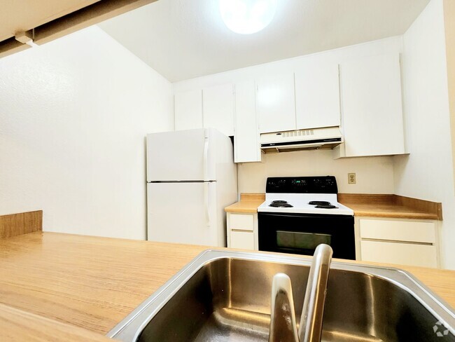 Building Photo - Lovely shelter creek Unit #5 Rental