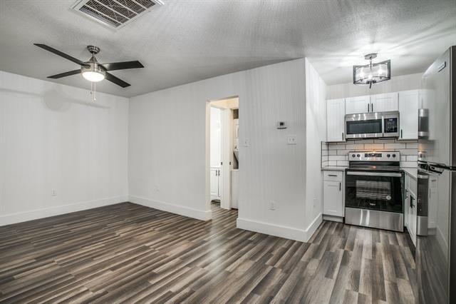 Photo - 5106 Live Oak St