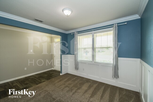 Photo - 6944 Sandle Dr