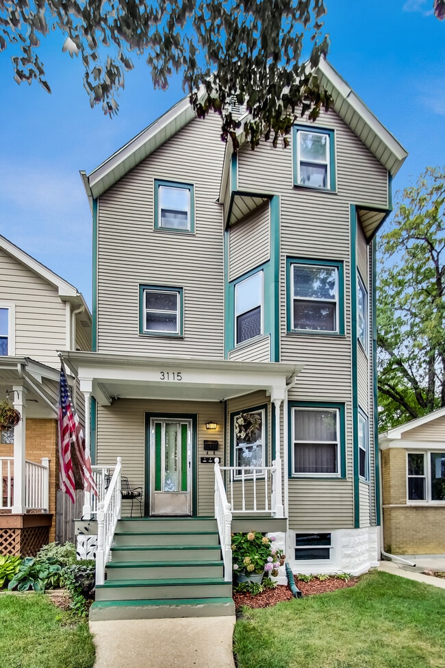 Photo - 3115 N Richmond St Unit 2