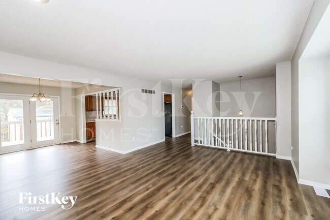 Photo - 18901 S Ash St